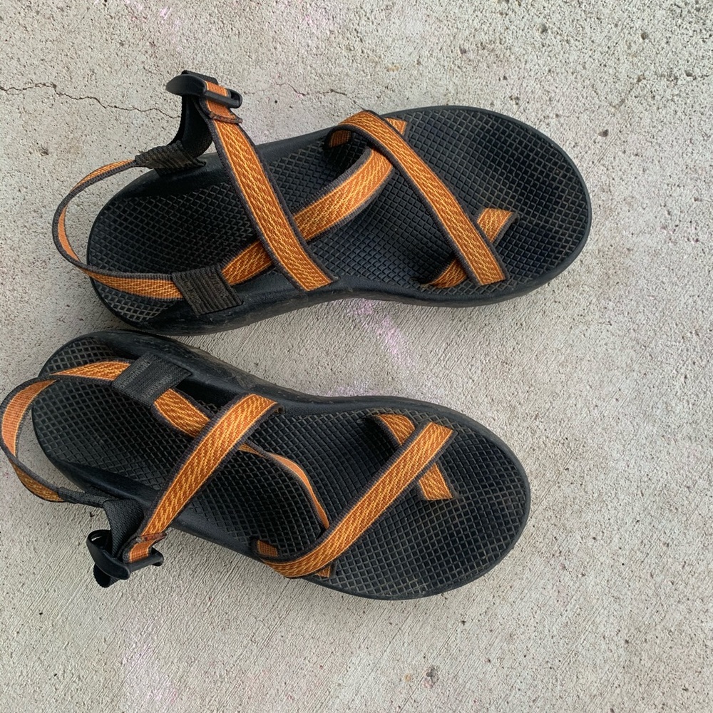 chacos men’s size 10